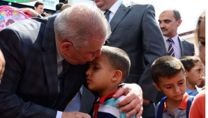 DÜNYA YEŞERSİN SLOGANIYLA 10 BİN ÖĞRENCİYE 40 BİN TOHUM..