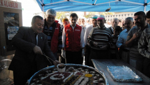 BÜYÜKŞEHİR PAZARCIK’TA AŞURE İKRAM ETTİ..