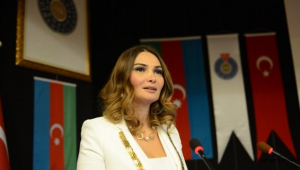 GANİRE PAŞAYEVA AZERBAYCANI’I ANLATTI..