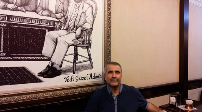 ŞAİR YAZAR AHMET SANDAL KAHRAMANMARAŞ KİTAP FUARINDA..