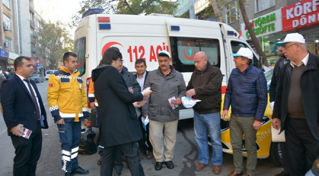Ambulansa Yol Ver: Hayata Yol Ver..