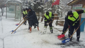 BÜYÜKŞEHİR KAR TEMİZLEME ÇALIŞMALARINA BAŞLADI..