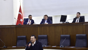 BÜYÜKŞEHİR BELEDİYE MECLİSİ’NDE MADDELER BRAİLLE ALFABESİ İLE OKUNDU..