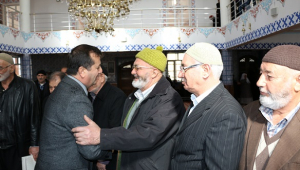 BAŞKAN BOZDAĞ, UMRE YOLCULARINI UĞURLADI..