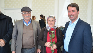 BİR YASTIKTA YARIM ASIR GEÇİRDİLER..