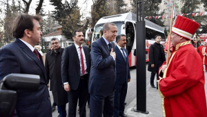 UZUN ADAM MEHTER’LE KARŞILANDI...