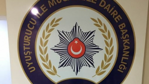 GECE BEKÇİSİNDEN UYUŞTURUCU SATIŞI...