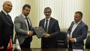 MİLLİ İRADE MEYDANI İÇİN İMZALAR ATILDI..
