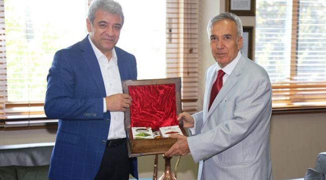 YAVUZ DONAT SANAYİ ODASINDA..