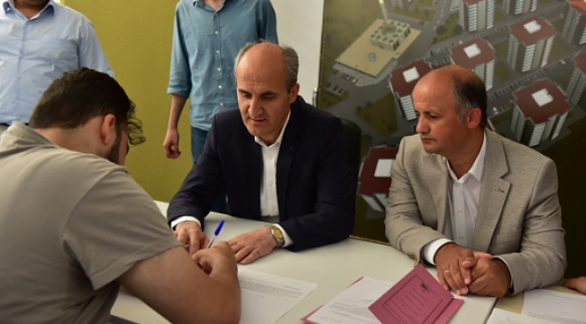 DULKADİROĞLU'NUN YENİ KENT PROJESİNE YOĞUN İLGİ..