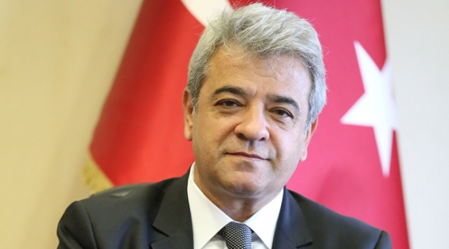 GAZETECİLERİMİZ YARINLARIMIZA IŞIK TUTAN BİRER MEŞALEDİR.