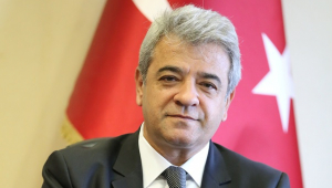 GAZETECİLERİMİZ YARINLARIMIZA IŞIK TUTAN BİRER MEŞALEDİR.