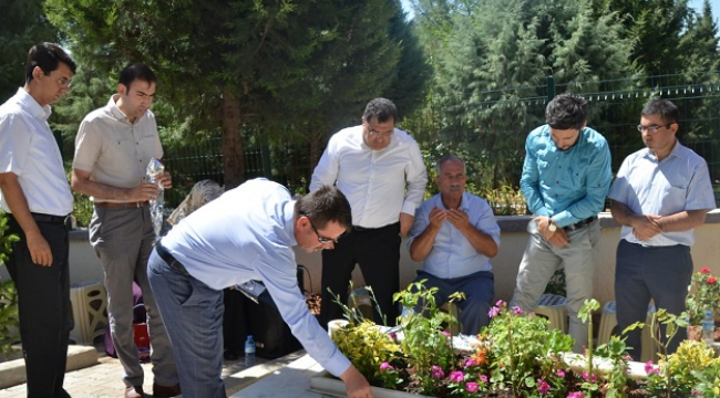 ŞEHİT OĞLUMLA GURUR DUYUYORUM...