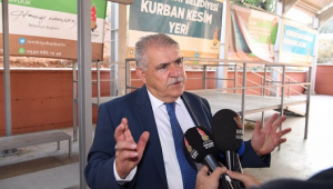 BAŞKAN MAHÇİÇEK, KURBAN KESİM YERLERİNİ GEZDİ..