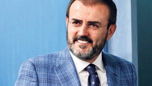 BİR ANDA ZOMBİLEŞTİLER...