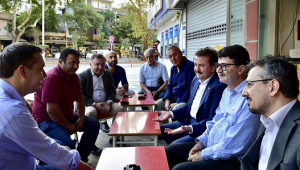 BAŞKAN AYAĞININ TOZUYLA ÇARŞI-PAZAR GEZDİ...
