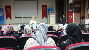 BÜYÜKŞEHİR’DEN SERVİS ŞOFÖRÜ EŞLERİNE EĞİTİM..