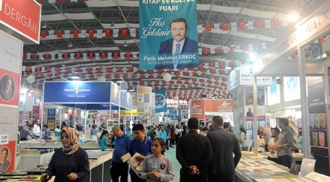 KİTAP FUARINI 200 BİN KİŞİ GEZDİ..