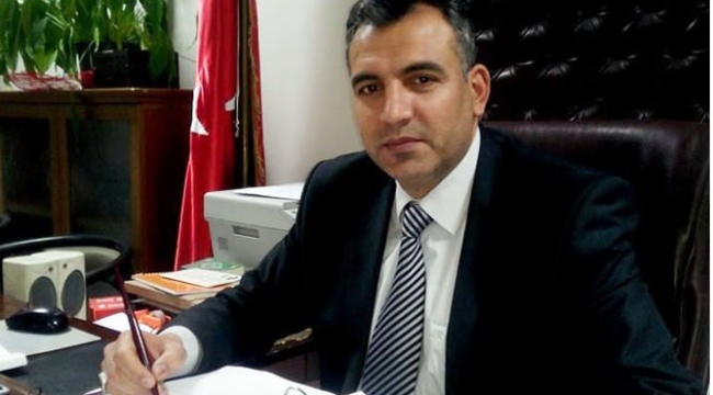 MUHTARLAR DEMOKRASİNİN EN CİDDİ MANADA TECELLİ ETTİĞİ KİŞİLERDİR..