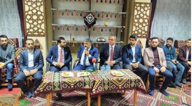 UĞUR DİLİPAK GENÇLERLE BULUŞTU..