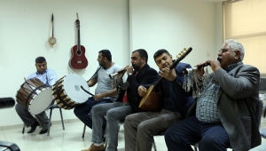 ABDAL HALİL AĞA'NIN TORUNLARINA KURS..