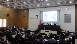 BÜYÜKŞEHİR TRUMP'U KINADI...