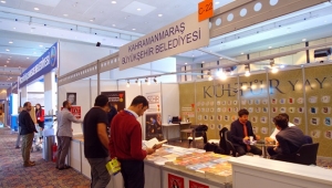 BÜYÜKŞEHİR YEREL YÖNETİMLER KİTAP FUARI’NDA..