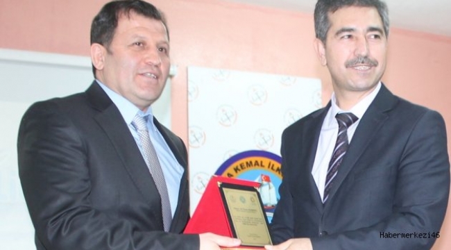 PROJEYE KATKI SUNANLARA PLAKET VERİLDİ..