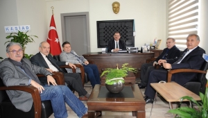 GAZETECİLER CEMİYETİNDEN KÜÇÜKDAĞLI’YA ‘HAYIRLI OLSUN’ ZİYARETİ..