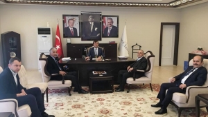BAŞKAN BOZDAĞ’A UMRE ZİYARETLERİ DEVAM EDİYOR