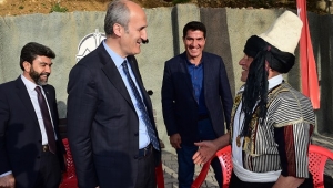 DULKADİROĞLU’NDAN BİR SOSYAL TESİSTE AYAKLICAOLUK MAHALLESİNE..