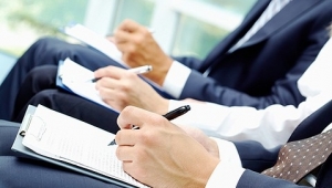 İŞ TOPLANTILARINDA YÜKSEK PERFORMANS İÇİN 10 İPUCU