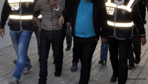 KOM'DAN FETÖ GAYBUBET EVLERİNE OPERASYON...