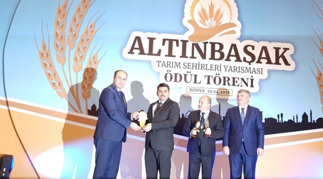 BİR ÖDÜLÜ DE TARIMDAN ALDIK..