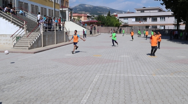 DULKADİROĞLU’NDAN OKUL BAHÇELERİNE ÖZEL ÇALIŞMA