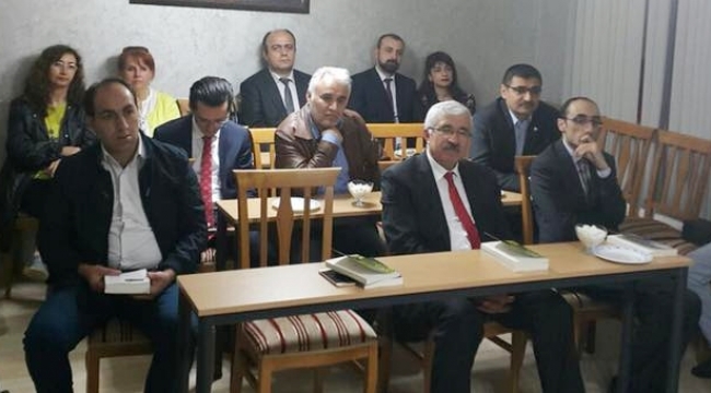 ŞAİR YAZAR SANDAL MEHMET AKİF VE NECİP FAZIL'IN ŞİİRLERİNDEKİ ORTAK EKSENİ ANLATTI