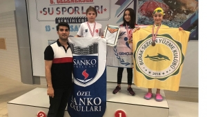 SANKOLU YÜZÜCÜLER REKOR KIRDI..