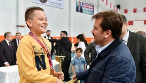 SATRANÇ TURNUVASI ÖDÜLLERİ DAĞITILDI..