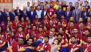 YARININ MUCİTLERİ ROBOTLARINI YARIŞTIRDI