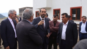 AHMET ÖZDEMİR'E EKİNÖZÜ'NDE SEVGİ GÖSTERİSİ...