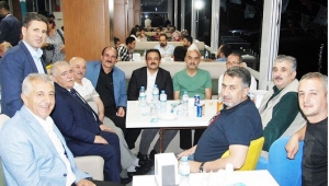 BAŞKAN MAHÇİÇEK BEKAR GAZETECİLERE HAYIRLI KISMET TEMENNİSİNDE BULUNDU...