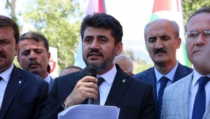 İSRAİL VE AMERİKAN BAYRAKLARI YAKILDI..