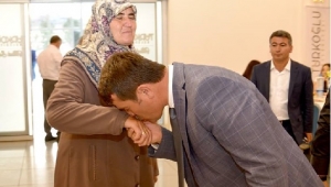 ŞEHİT AİLELERİ HER ZAMAN BAŞIMIZIN TACIDIR...
