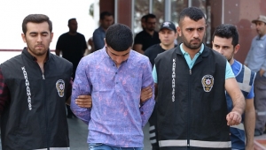 Yaşlı kadının boğazını keserek öldüren zanlı yakalandı..