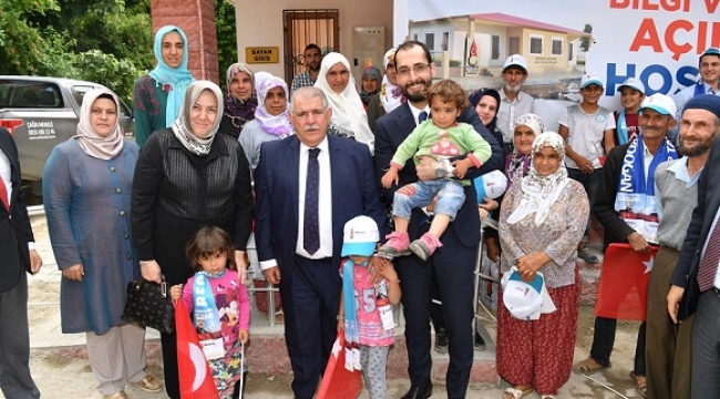 HANEFİ MAHÇİCEK-CİHAT SEZAL BİRLİKTE KÜLTÜR EVİ AÇTILAR...