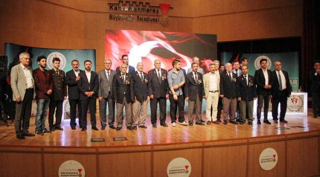 “İÇİMİZDEKİ KAHRAMANLAR” 15 TEMMUZ ŞEHİTLERİ ANMA PROGRAMI GERÇEKLEŞTİRİLDİ