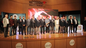 “İÇİMİZDEKİ KAHRAMANLAR” 15 TEMMUZ ŞEHİTLERİ ANMA PROGRAMI GERÇEKLEŞTİRİLDİ