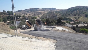 İSMAİLLİ YOLUNA SICAK ASFALT...