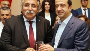MİLLETÇE BİRLİK VE BERABERLİĞİMİZİ ARTIRIP KENETLENMELİYİZ..