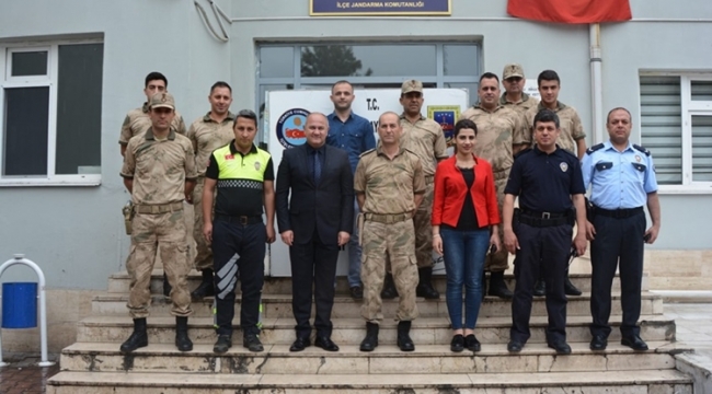 TÜRK SİLAHLI KUVVETLERİN MİHENK TAŞI YILDÖNÜMÜNDE BAŞ TACI